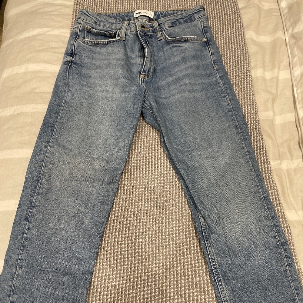 Zara straight Jean